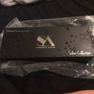 Straight Ahead Straightener